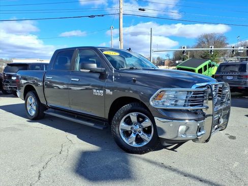 Used 2016 RAM 1500 Big Horn image 2