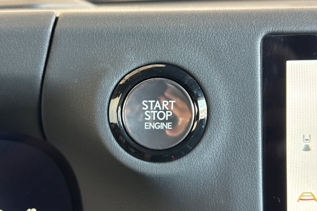 Used 2024 Lexus GX 550 AWD/4WD image 25