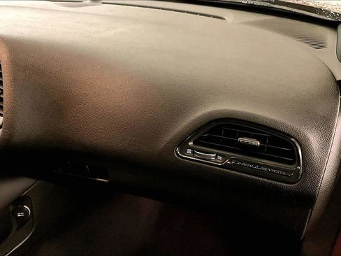 Used 2019 Dodge Challenger SXT w/ Driver Convenience Group image 15