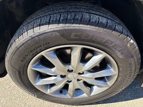 Used 2018 Jeep Cherokee Latitude image 22