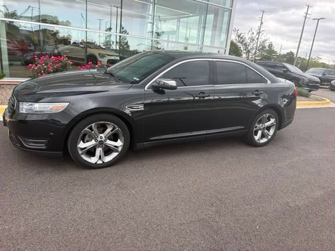 Used 2013 Ford Taurus Limited FWD image 20