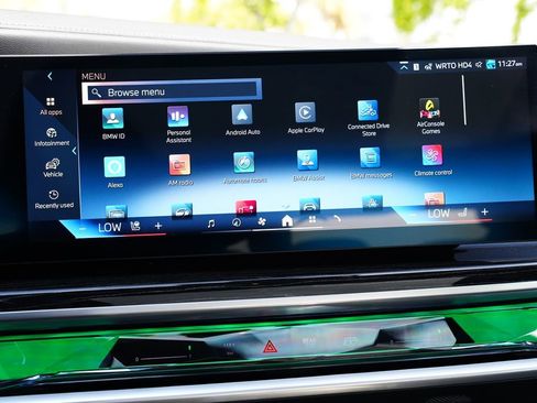 Used 2025 BMW 740i xDrive image 27