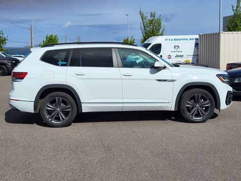 Used 2021 Volkswagen Atlas SE image 4