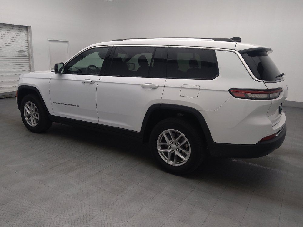 Used 2023 Jeep Grand Cherokee L Laredo RWD image 3