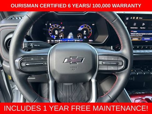Used 2025 Chevrolet Colorado Z71 w/ Technology Package AWD/4WD image 29