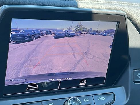 Used 2021 Chevrolet Blazer LT AWD/4WD image 16
