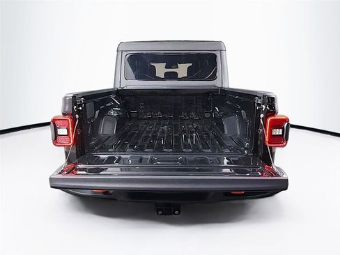 Used 2026 Jeep Gladiator Mojave w/ Safety Group AWD/4WD image 26