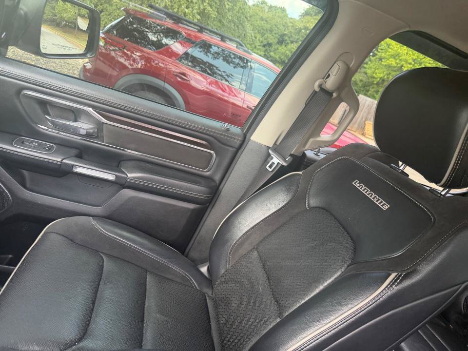 Used 2022 RAM 1500 Laramie AWD/4WD image 32