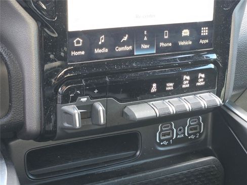 Used 2023 RAM 1500 Big Horn AWD/4WD image 31