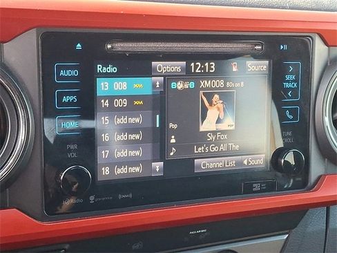 Used 2019 Toyota Tacoma TRD Off-Road image 16