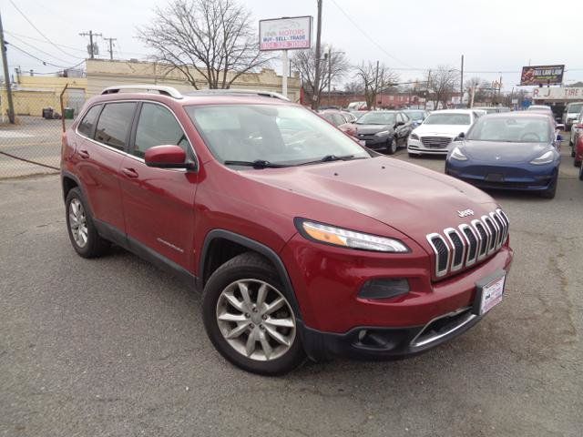 Used 2017 Jeep Cherokee Limited AWD/4WD image 25