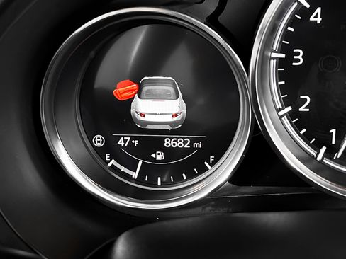 Used 2024 MAZDA MX-5 Miata Sport image 24