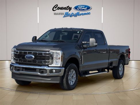 Used 2024 Ford F250 XLT w/ 360-Degree Camera Package image 2