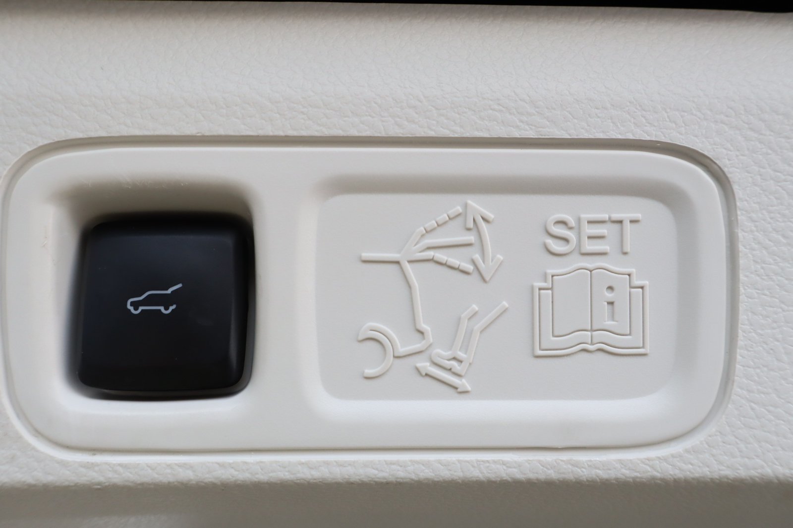 Used 2023 Lincoln Navigator Black Label AWD/4WD image 38
