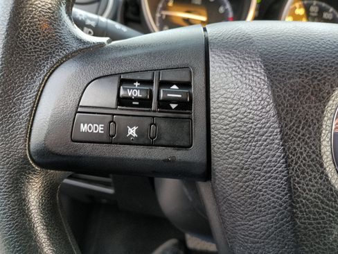 Used 2013 MAZDA MAZDA3 i SV w/ Convenience Pkg image 24