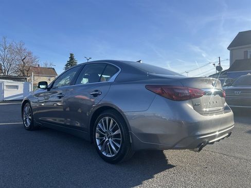 Used 2018 INFINITI Q50 Luxe w/ Essential Package (3.0T Luxe) image 6