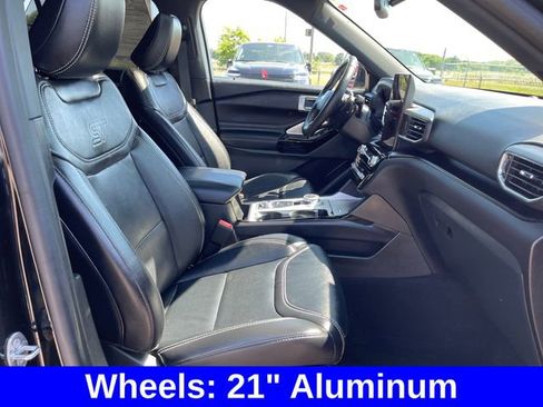 Used 2024 Ford Explorer ST w/ Equipment Group 401A AWD/4WD image 42