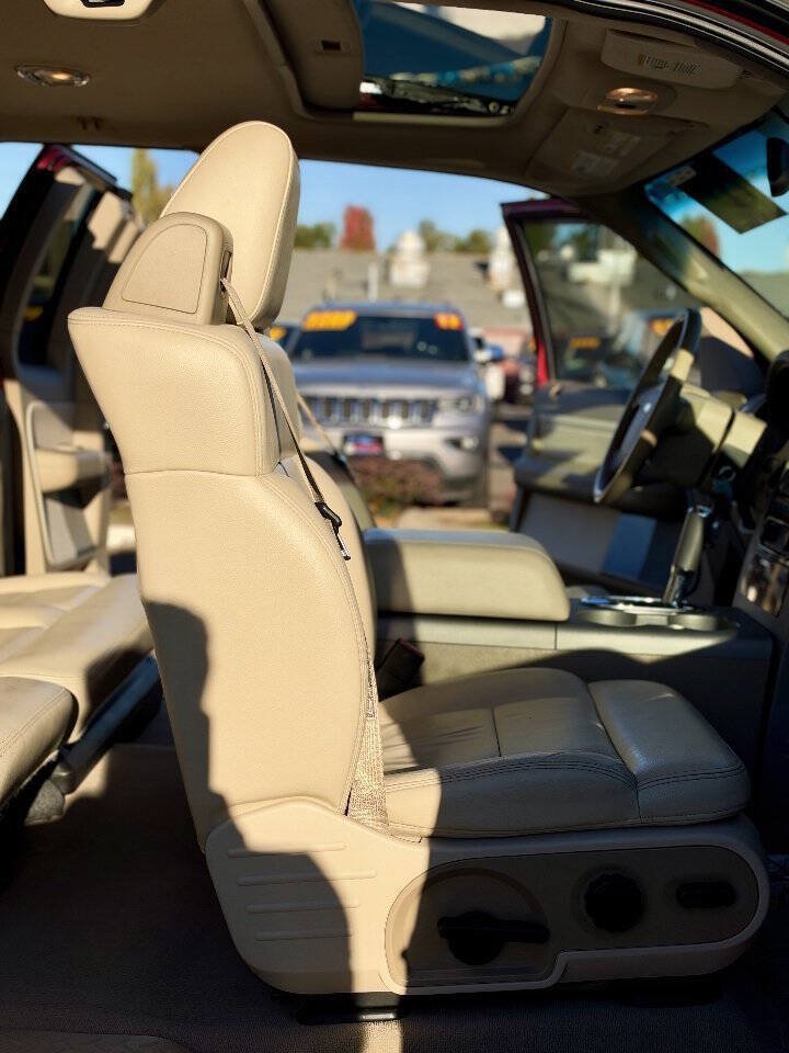 Used 2004 Ford F150 Lariat AWD/4WD image 9