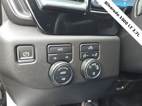 Used 2023 Chevrolet Silverado 1500 LT image 24