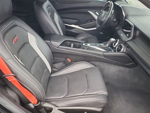 Used 2022 Chevrolet Camaro SS image 13