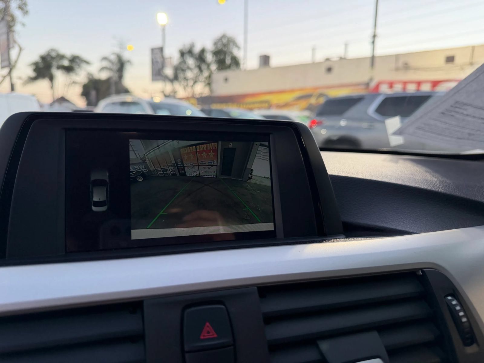 Used 2018 BMW 320i Sedan RWD image 22