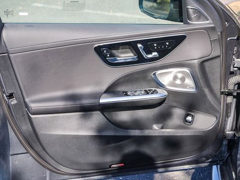 New 2025 Mercedes-Benz C 300 4MATIC Sedan image 19