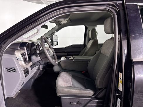 Used 2024 Ford F250 XLT w/ FX4 Off-Road Package image 11