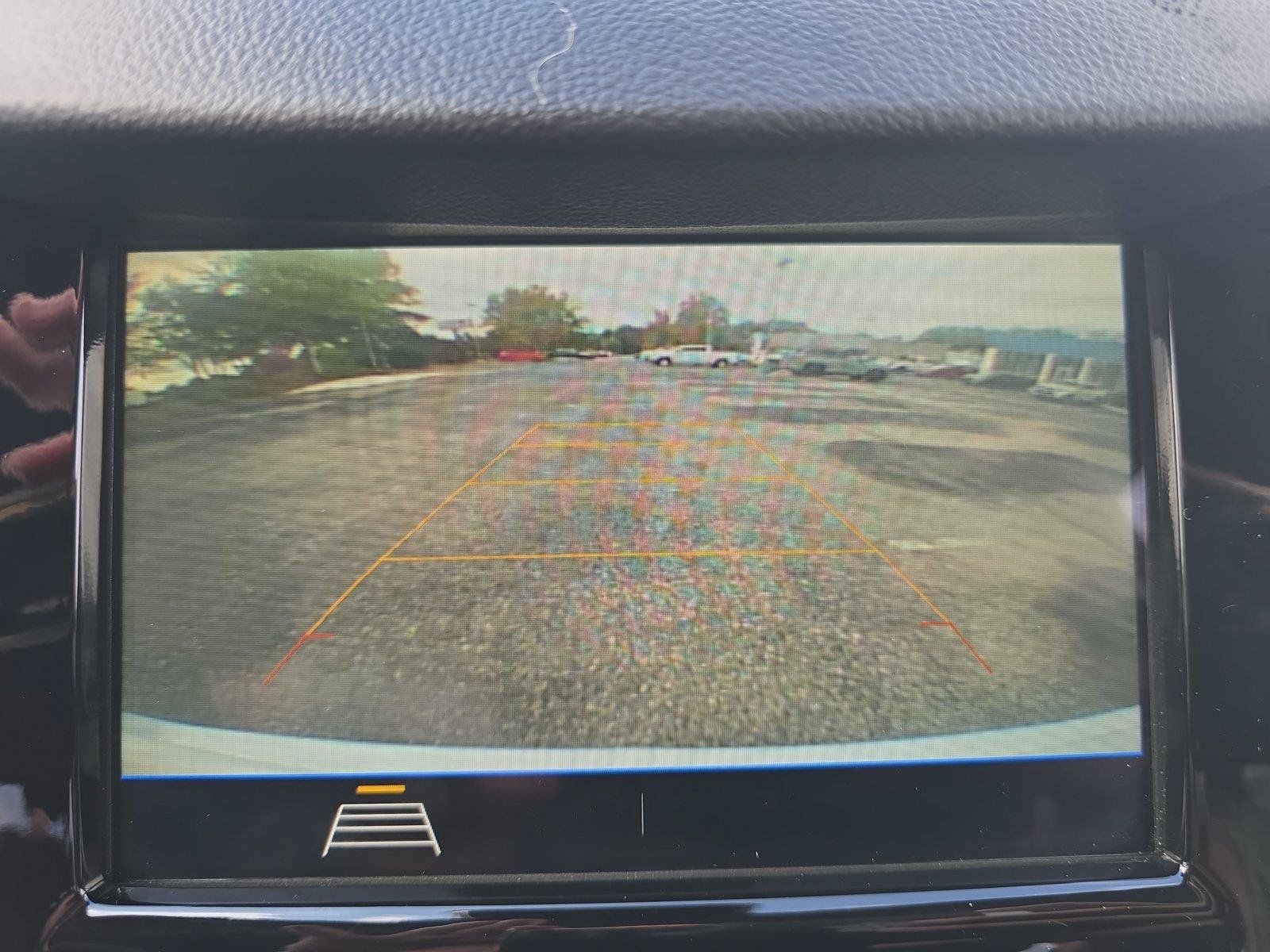 Used 2019 Chevrolet Trax LT w/ LT Convenience Package AWD/4WD image 15