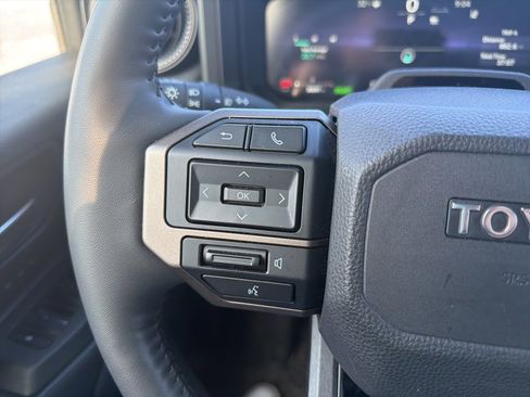 Used 2025 Toyota Land Cruiser image 24