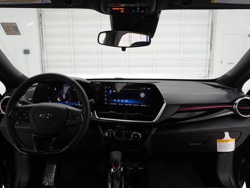 New 2026 Chevrolet Trax RS w/ Driver Confidence Package image 31