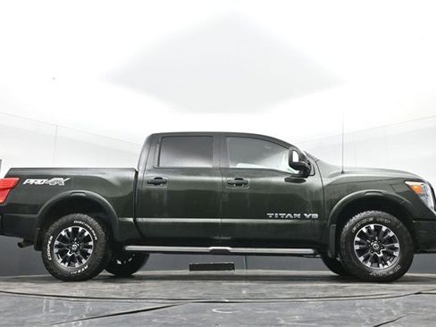 Used 2019 Nissan Titan PRO-4X w/ Pro-4x Convenience Package image 39