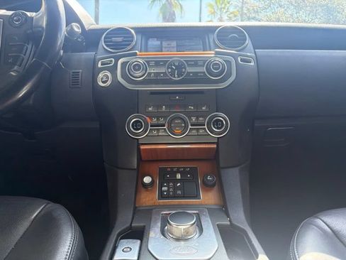 Used 2014 Land Rover LR4 HSE AWD/4WD image 6