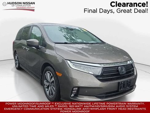 Used 2023 Honda Odyssey Touring image 1