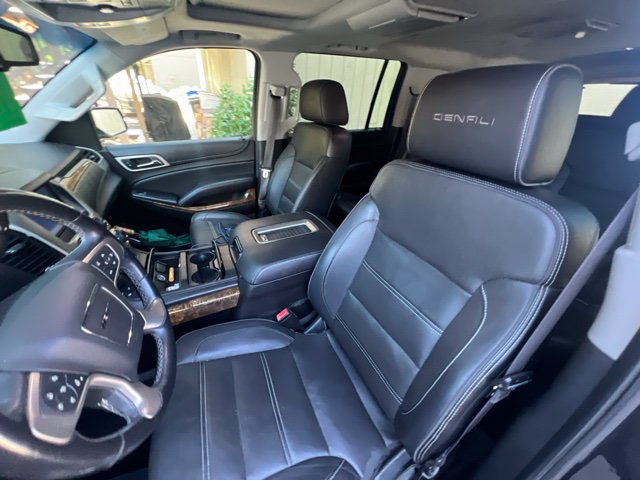 Used 2016 GMC Yukon XL Denali w/ Open Road Package AWD/4WD image 3
