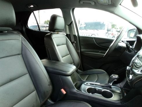 Used 2021 Chevrolet Equinox Premier image 21