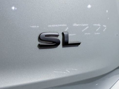 Certified 2024 Nissan Rogue SL FWD image 11
