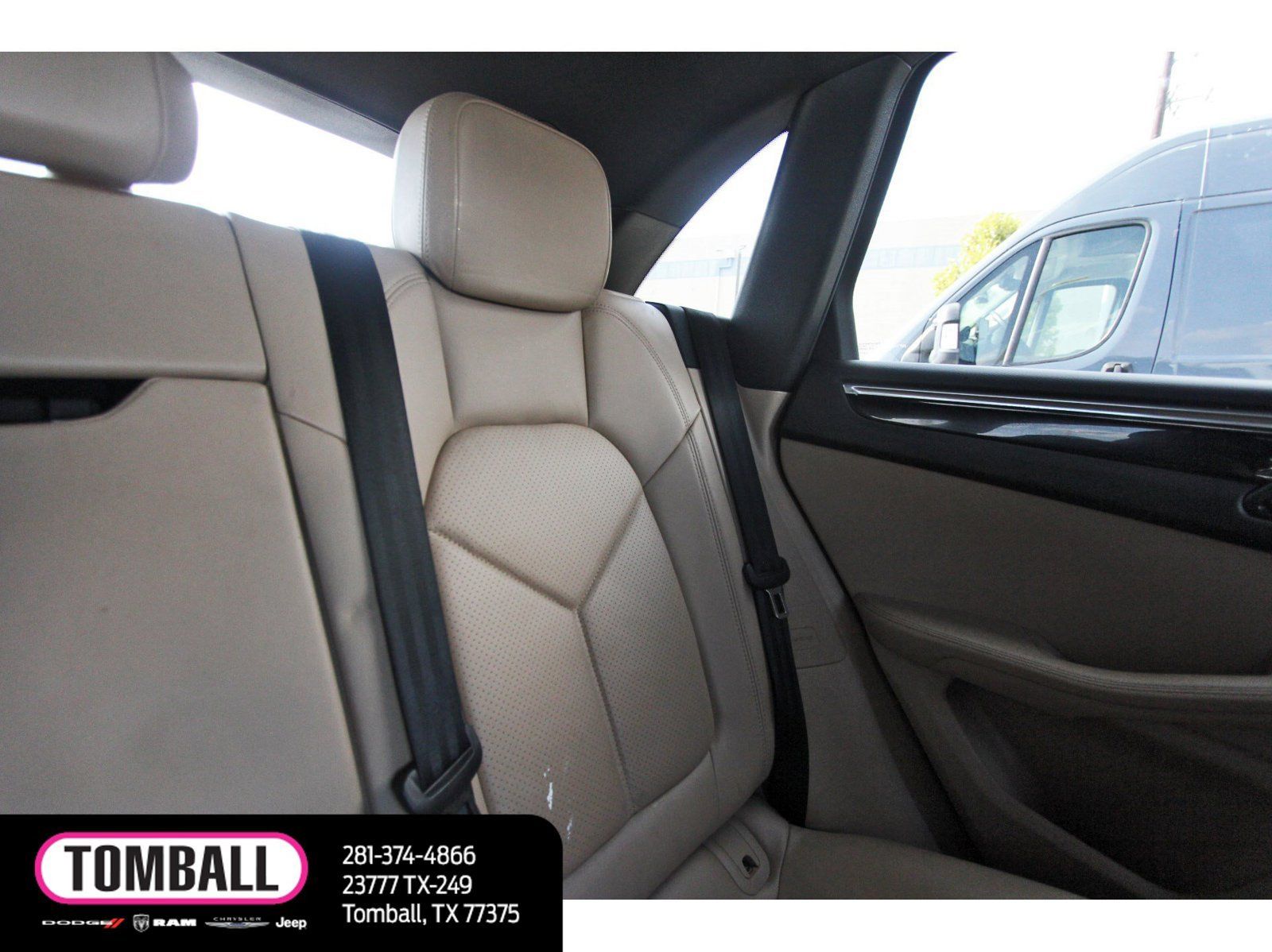 Used 2021 Porsche Macan AWD/4WD image 10