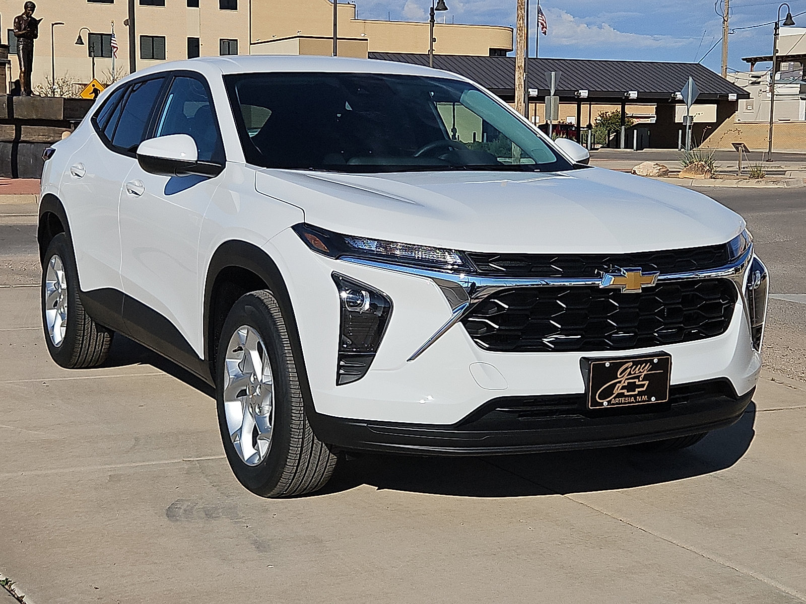 New 2026 Chevrolet Trax LS w/ LS Convenience Package FWD image 6