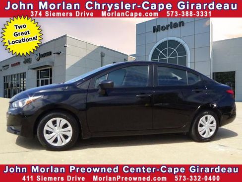 Used 2024 Nissan Versa S image 1