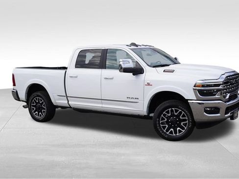 Certified 2025 RAM 3500 Limited AWD/4WD image 2