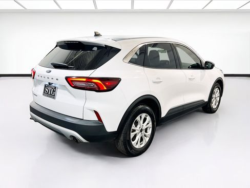 Used 2023 Ford Escape Active FWD image 4
