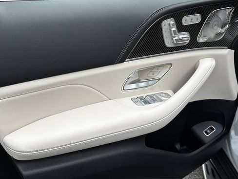 New 2026 Mercedes-Benz GLS 63 AMG 4MATIC image 11