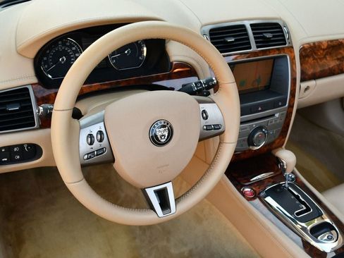 Used 2008 Jaguar XK Convertible RWD image 13