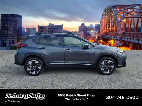 Used 2025 Subaru Crosstrek 2.5i Limited image 2