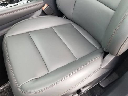 New 2026 Ford Explorer Active w/ Active Comfort Package AWD/4WD image 19
