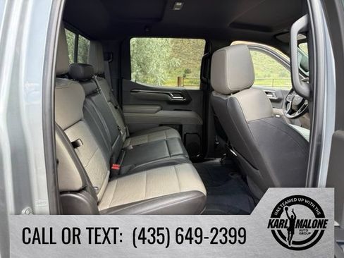 Used 2023 Chevrolet Silverado 1500 ZR2 w/ Technology Package AWD/4WD image 33