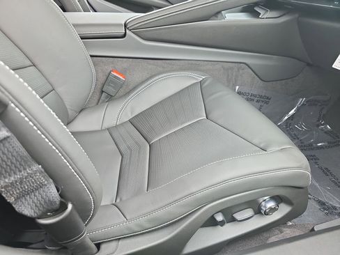 New 2026 Chevrolet Corvette Stingray Preferred Cpe w/ Z51 Performance Package image 10