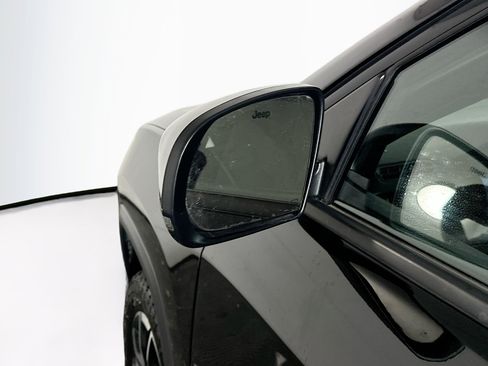 Used 2024 Jeep Compass Trailhawk AWD/4WD image 16