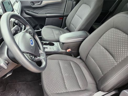 Used 2025 Ford Escape Active FWD image 10