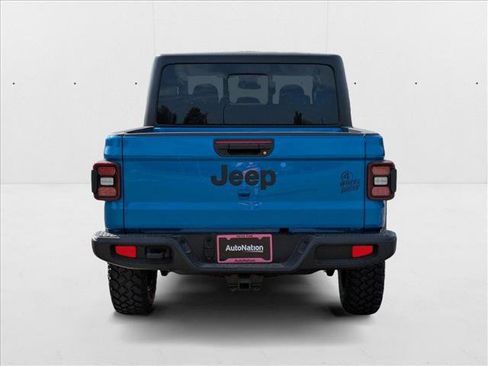 New 2025 Jeep Gladiator Willys image 8